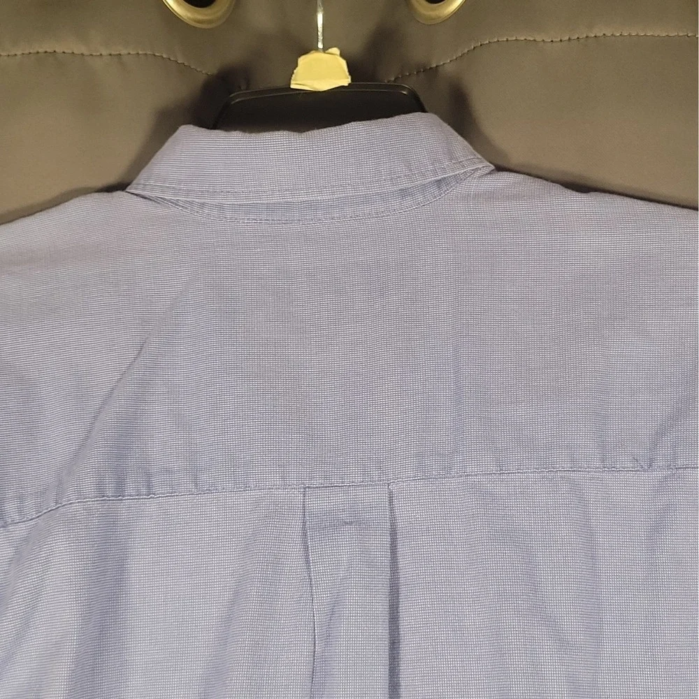 Cutter & Buck Men's LT Blue Solid Woven Cotton Button-Down Shirt Pockets - Picture 12 of 16